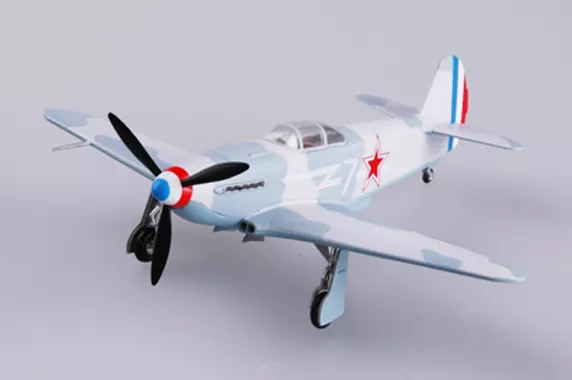 Trumpeter Easy Model - Yak-3 1st Guards Fighter Division 1945